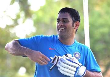 world cup 2015 injury scare for india skipper ms dhoni ahead of uae clash