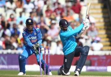 ind vs eng indian bowlers pack england for 206 in 4th odi