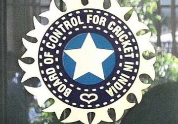 madras high court issues notice to bcci on csk plea