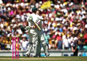 aus vs ind smith century pushes australia past 400 against india
