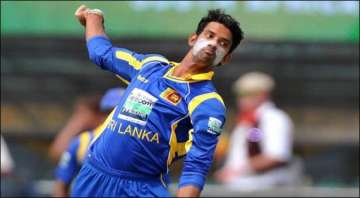 senanayake and williamson cleared to resume bowling
