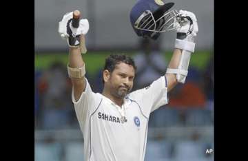 lok sabha lauds sachin for becoming most capped test player