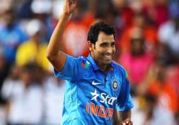 difficult to bring in shami in place of nehra or bumrah dhoni