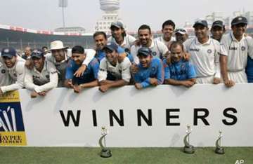 bcci gives rs 25 lakh to each team india member