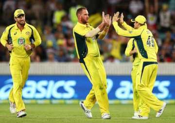 4th odi batsmen collapse australia beat india by 25 runs