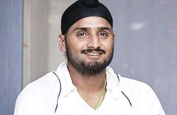 motera like tracks would kill test cricket harbhajan