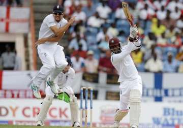 samuels leads west indies fight back in 2nd test vs england