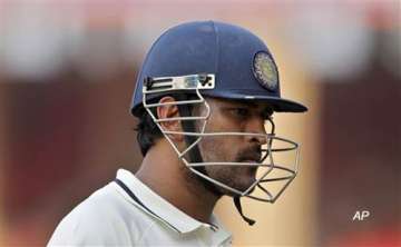 bowling woes for dhoni as india aim to go for the kill