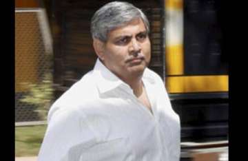 manohar lashes out at modi says amin was not part of bid