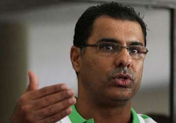 world cup 2015 waqar younis loses cool at media briefing