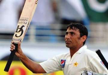 we never ignored younis for tests moin khan
