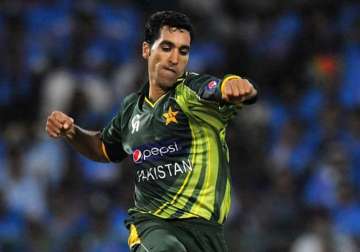 umar gul replaces injured pacer ehsan adil in pakistan squad