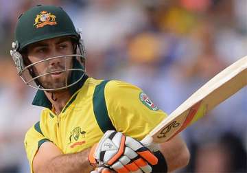 warner urges maxwell to be patient during world cup