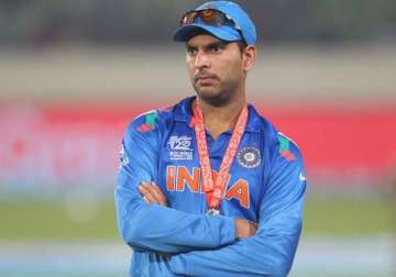 dhoni new field restriction rules affected yuvraj s bowling