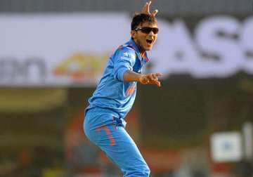 aus vs ind young axar patel to replace jadeja in test squad