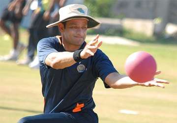 former indian cricketers hrishikesh kanitkar ajay ratra retire