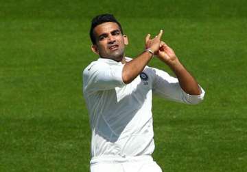 tributes pour in for retiring zaheer khan on twitter