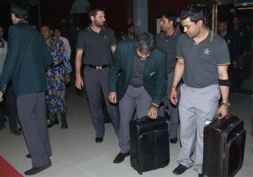 pakistan cricket team arrives in bangladesh for series