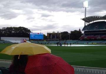 latest updates australia 517/7 at stumps bad light stopped play first test day 2