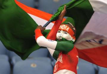 team india s super fan sudhir gautam attacked in bangladesh