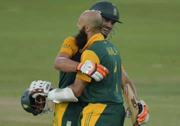 sa vs wi south africa beats west indies by 131 runs in 5th odi