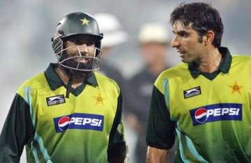 one player ruining pak team spirit and unity says yousuf