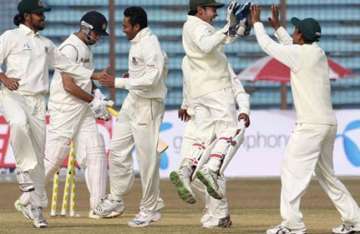 ordinary bangladesh reduce india to 213 for 8