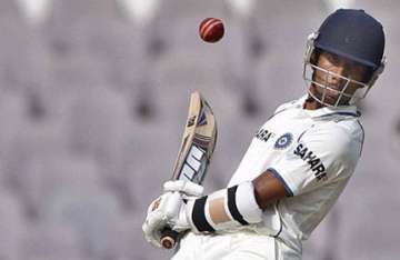 saha dropped sreesanth named in team for 2nd test