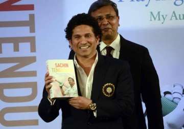 tendulkar s autobiography to be published in 8 languages