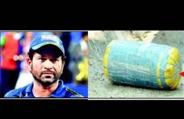 old newspaper saved sachin from bomb blast