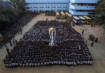 cricket fan makes golden replica of world cup trophy in mp