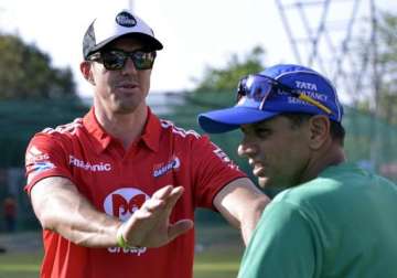 pietersen salutes genuine guru dravid in autobiography