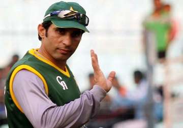 misbah warns pakistan not to be lazy against nz