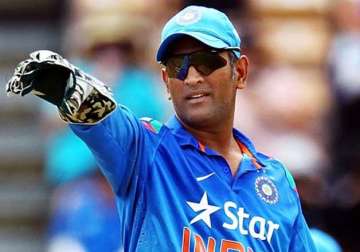 world cup 2015 we will wait and watch says ms dhoni on bowling combination