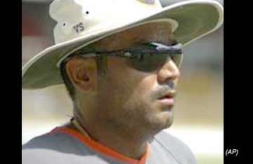 sehwag resumes practice after taking a break