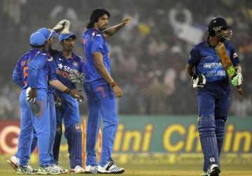 india aim for consolidation against under prepared sri lanka