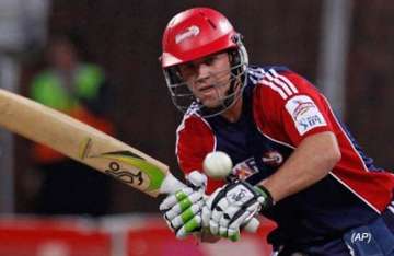 delhi snap losing streak with victory over bangalore