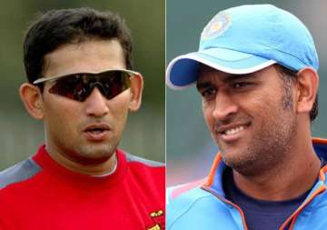 ajit agarkar trolled on twitter after dhoni s match winning inning against south africa
