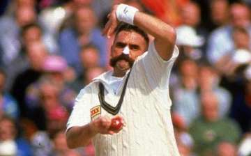 the first ball of each game should be a bouncer merv hughes