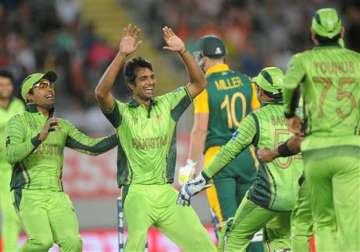 world cup 2015 don t take pakistan lightly says ajmal