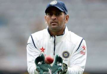ms dhoni has become a mere stopper in tests martin crowe
