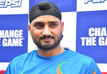 india need bowling heroes to retain world cup harbhajan