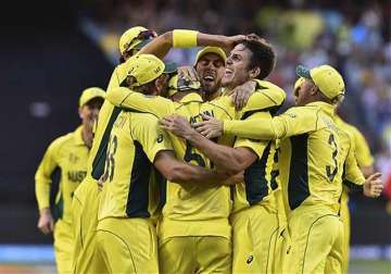 world cup 2015 australia hammer england by 111 runs