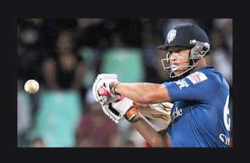 symonds guide deccan to 6 runs win over kings xi