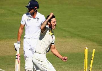 alastair cook challenges pacer mitchell johnson to repeat ashes heroics