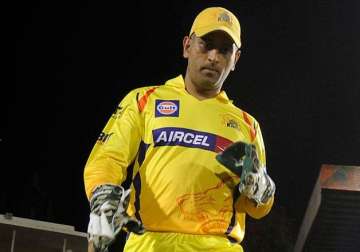 ipl 8 csk skipper ms dhoni fined for inappropriate public comments