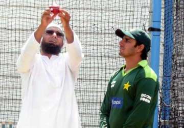 pcb asks ajmal to work with saqlain in england