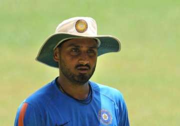 some players supplied wrong info to chappell harbhajan singh