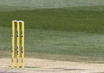 sri lanka call up pacer vishwa fernando in test squad against india