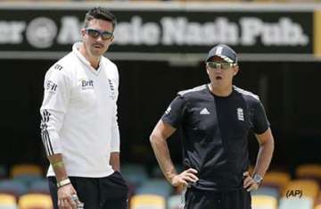 adelaide groundstaff pathetic says kevin pietersen